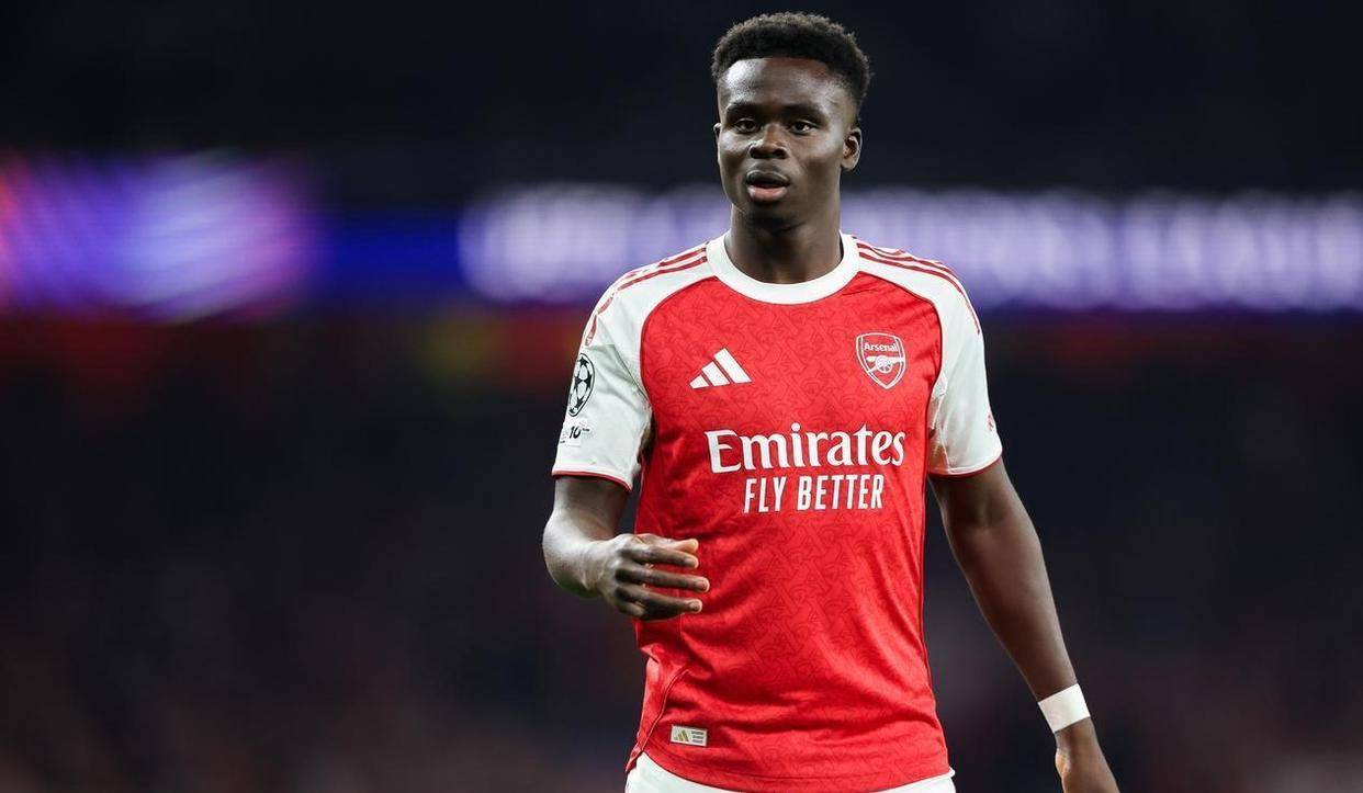 fifa足球世界433伪9号战术板